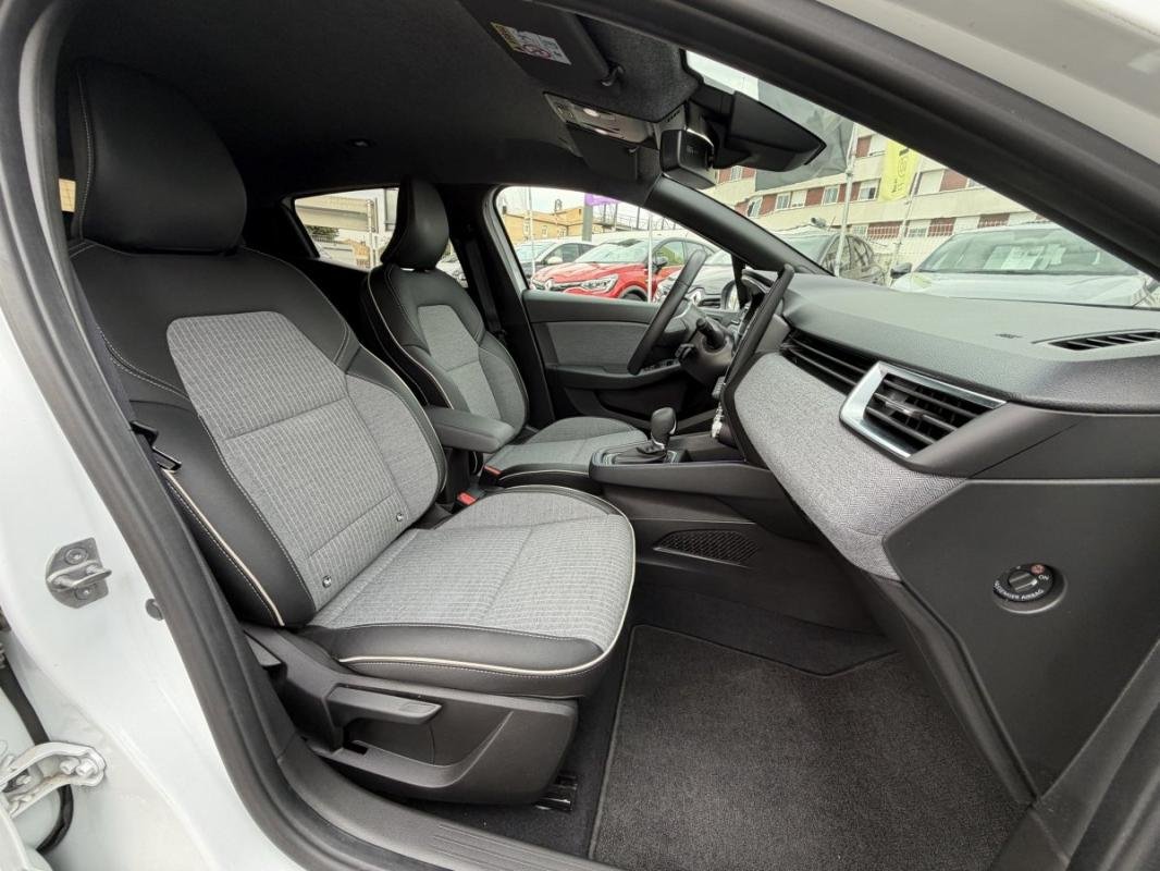 Renault Clio - Photo 19