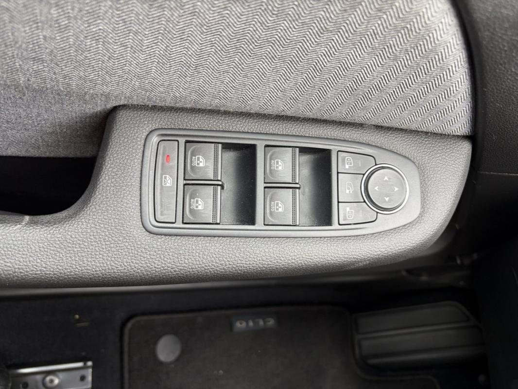 Renault Clio - Photo 20