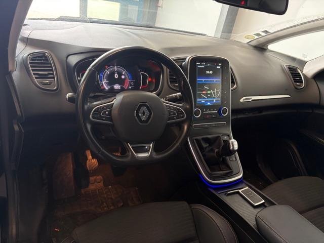 Renault Scénic - Photo 17