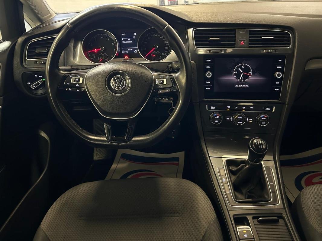Volkswagen Golf - Photo 11