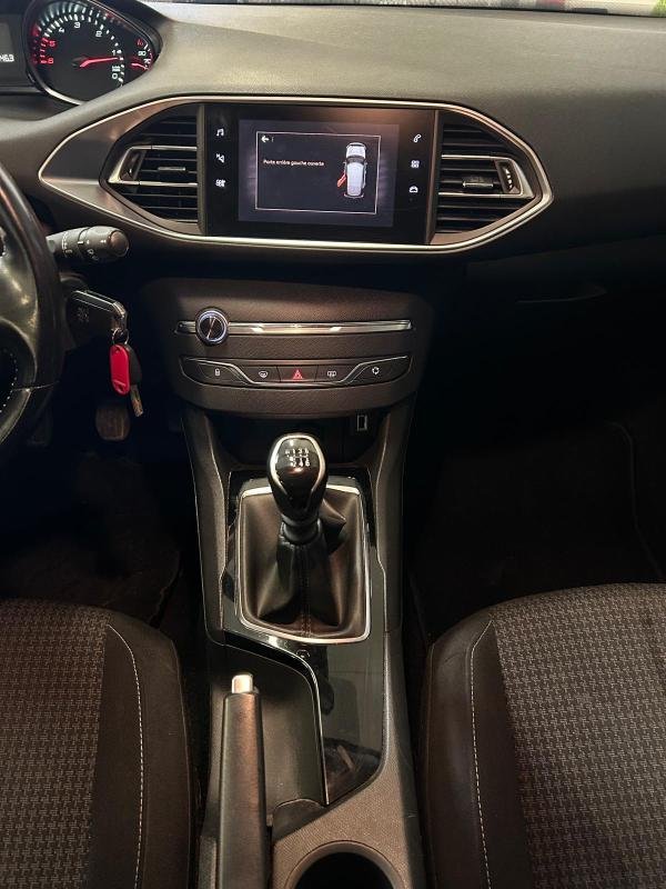 Peugeot 308 - Photo 15
