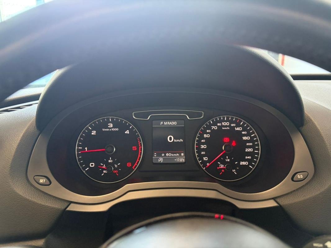 Audi Q3 - Photo 17