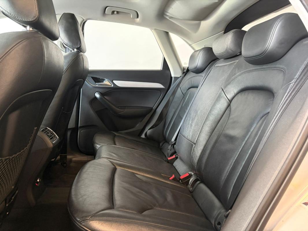 Audi Q3 - Photo 10