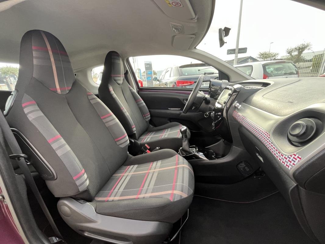 Peugeot 108 - Photo 13