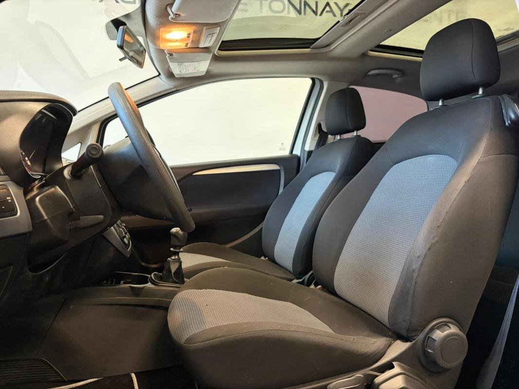 Fiat Punto - Photo 7