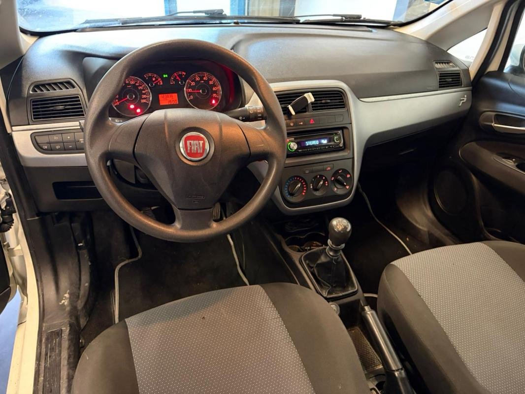 Fiat Punto - Photo 10