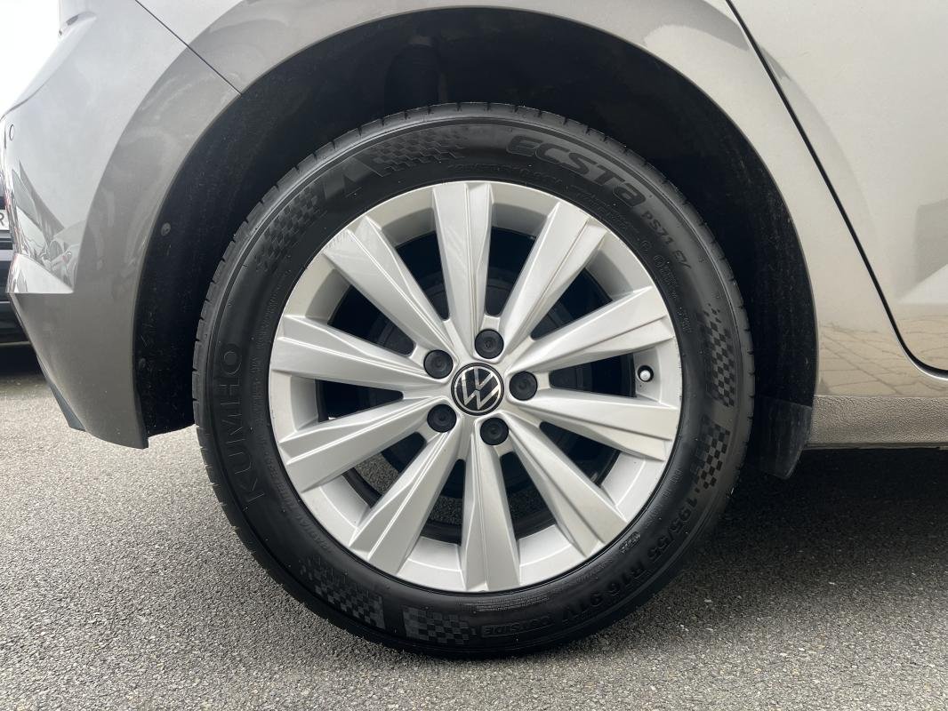 Volkswagen Polo - Photo 24