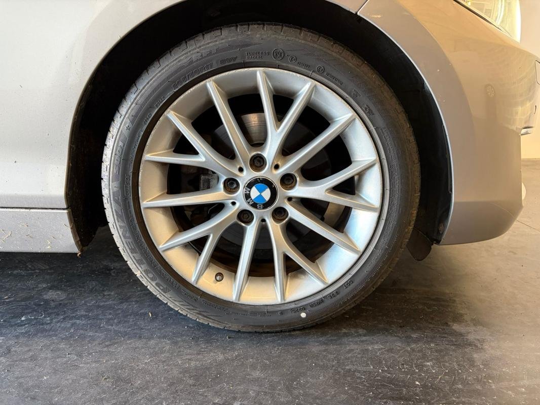 BMW Serie 2 - Photo 22
