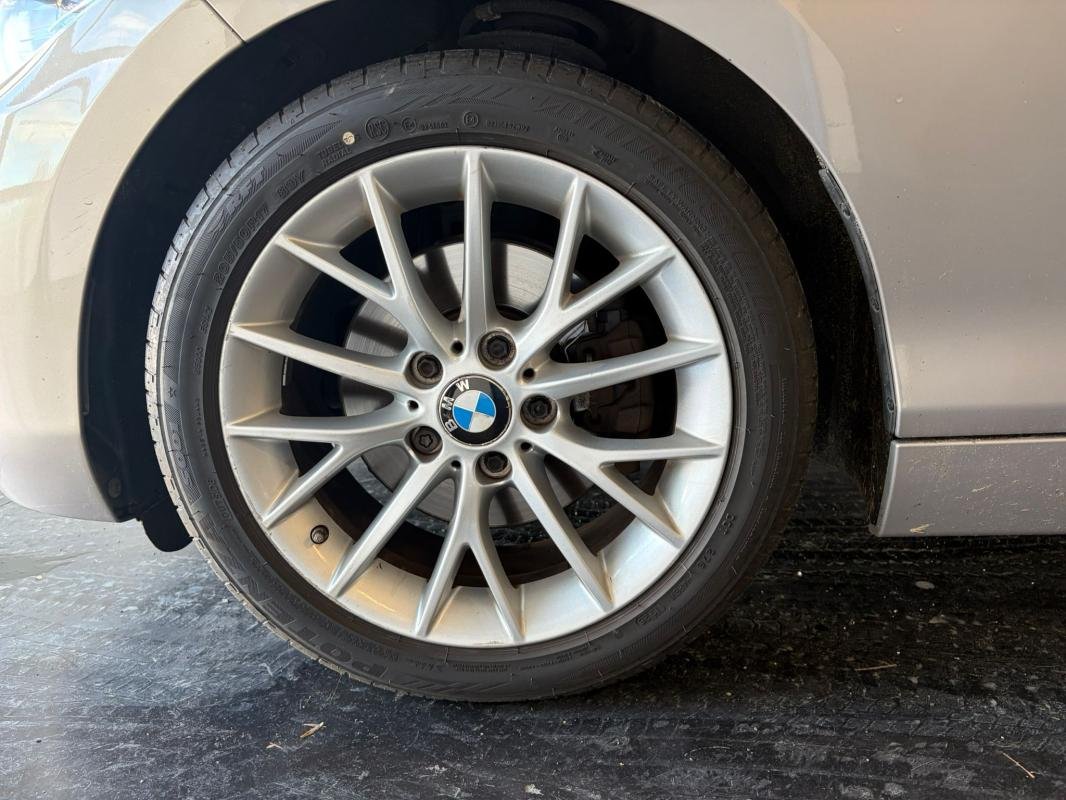 BMW Serie 2 - Photo 24