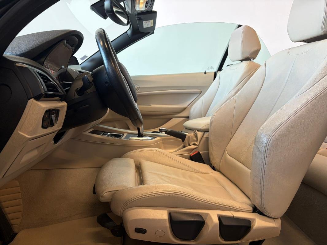 BMW Serie 2 - Photo 9