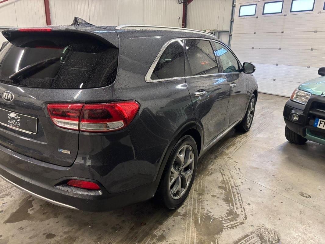 Kia Sorento - Photo 4
