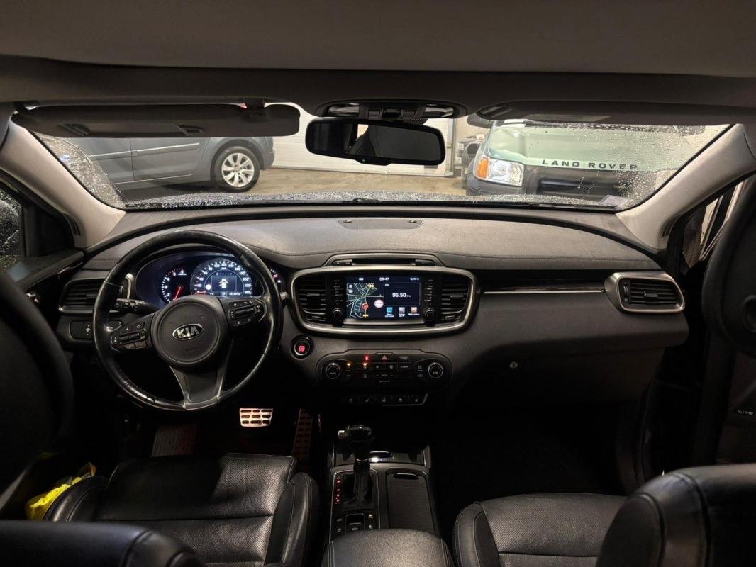 Kia Sorento - Photo 6
