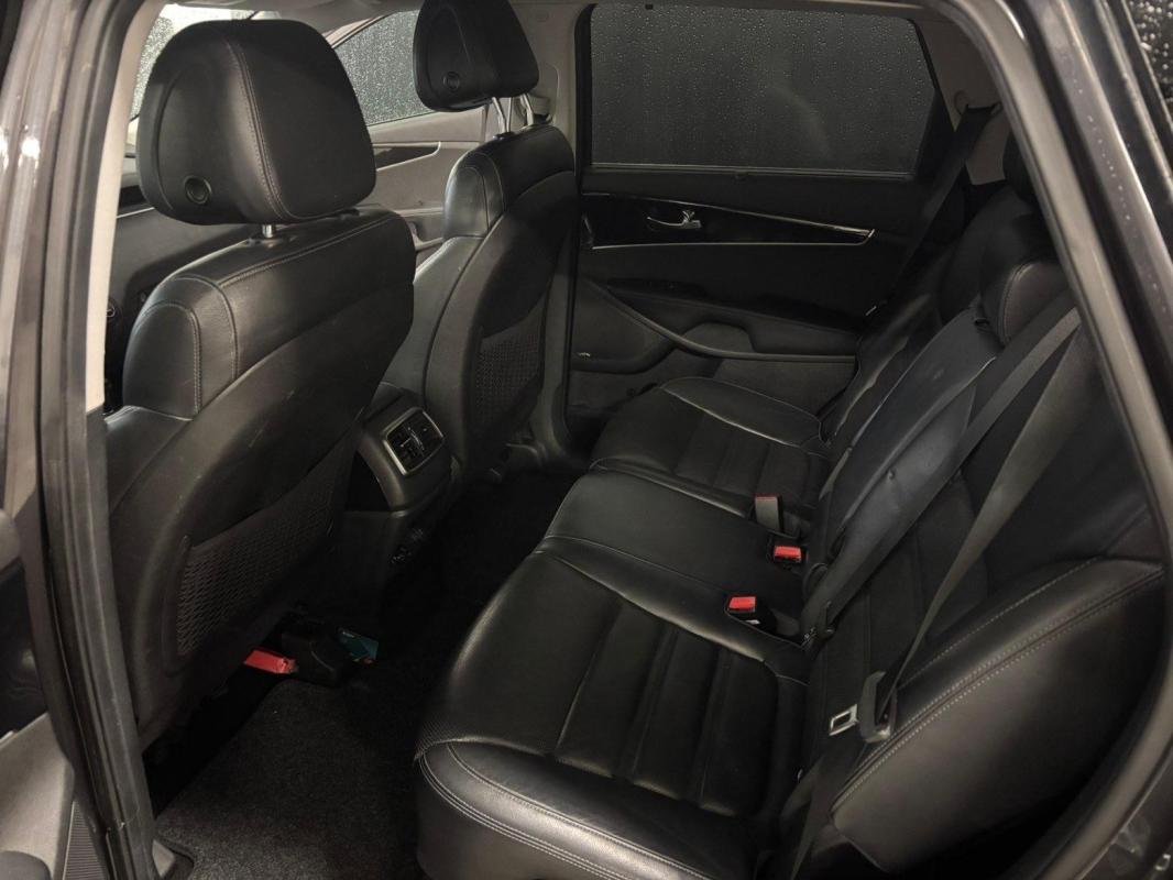 Kia Sorento - Photo 7