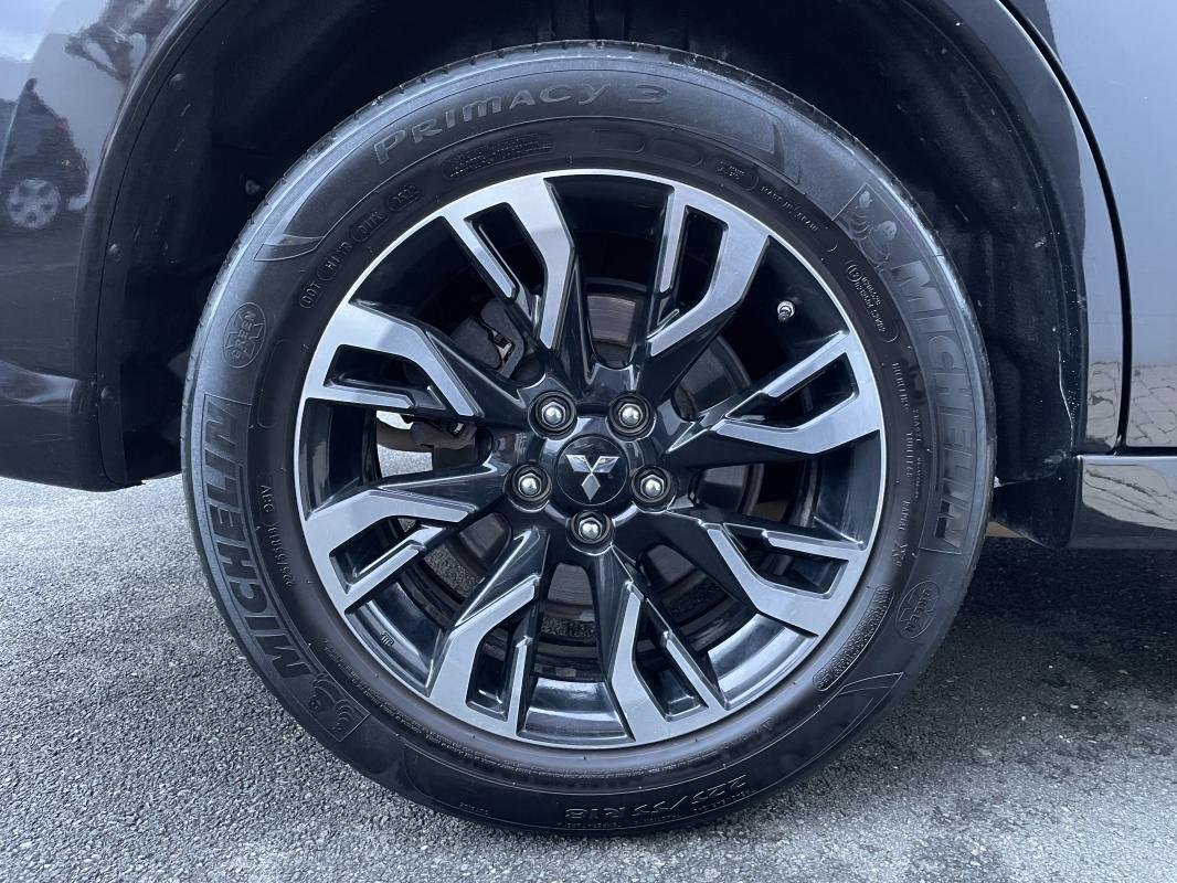 Mitsubishi Outlander - Photo 22