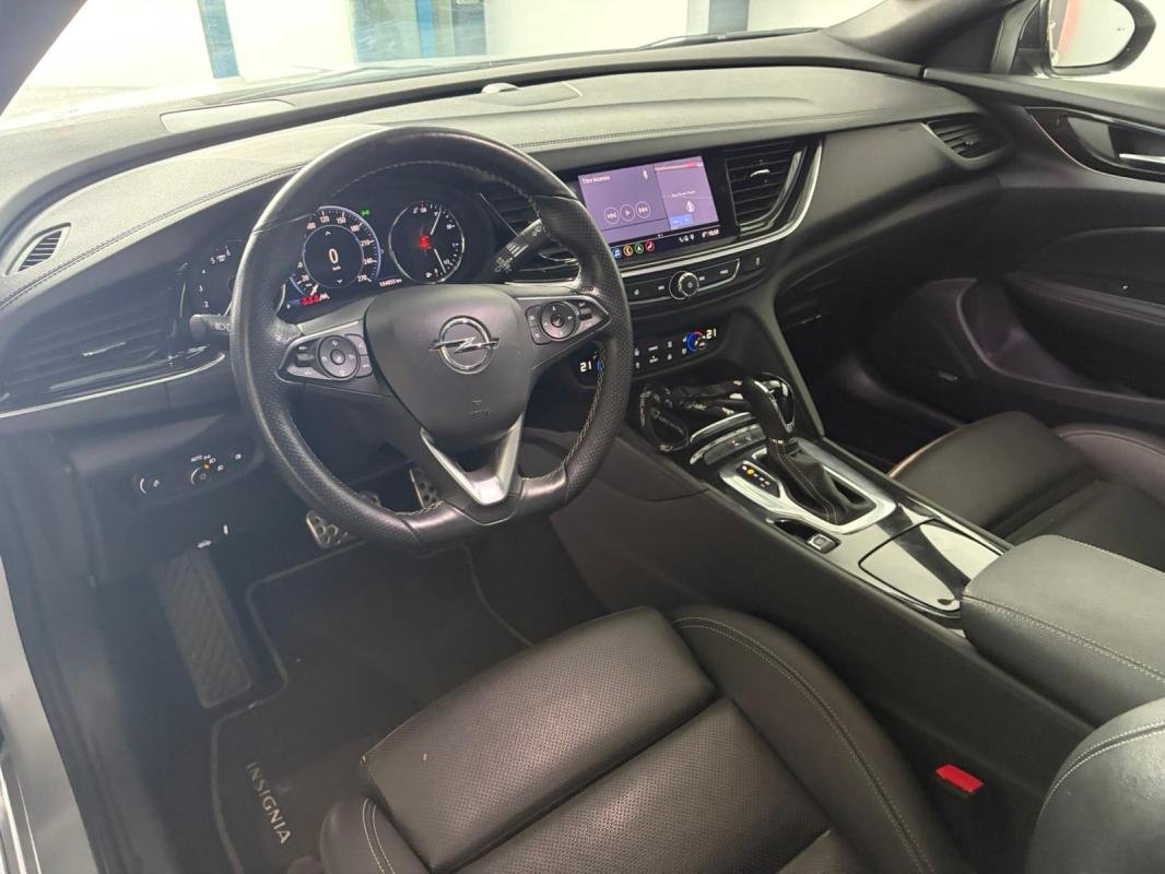 Opel Insignia - Photo 15