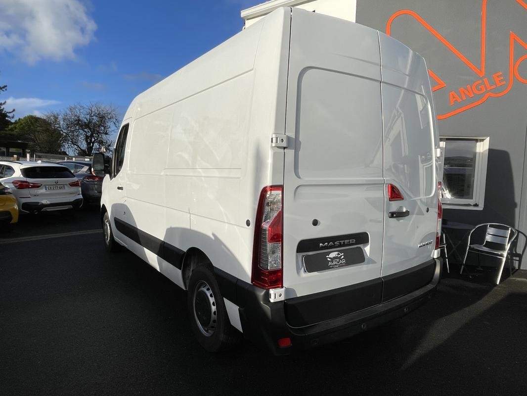 Renault Master - Photo 3
