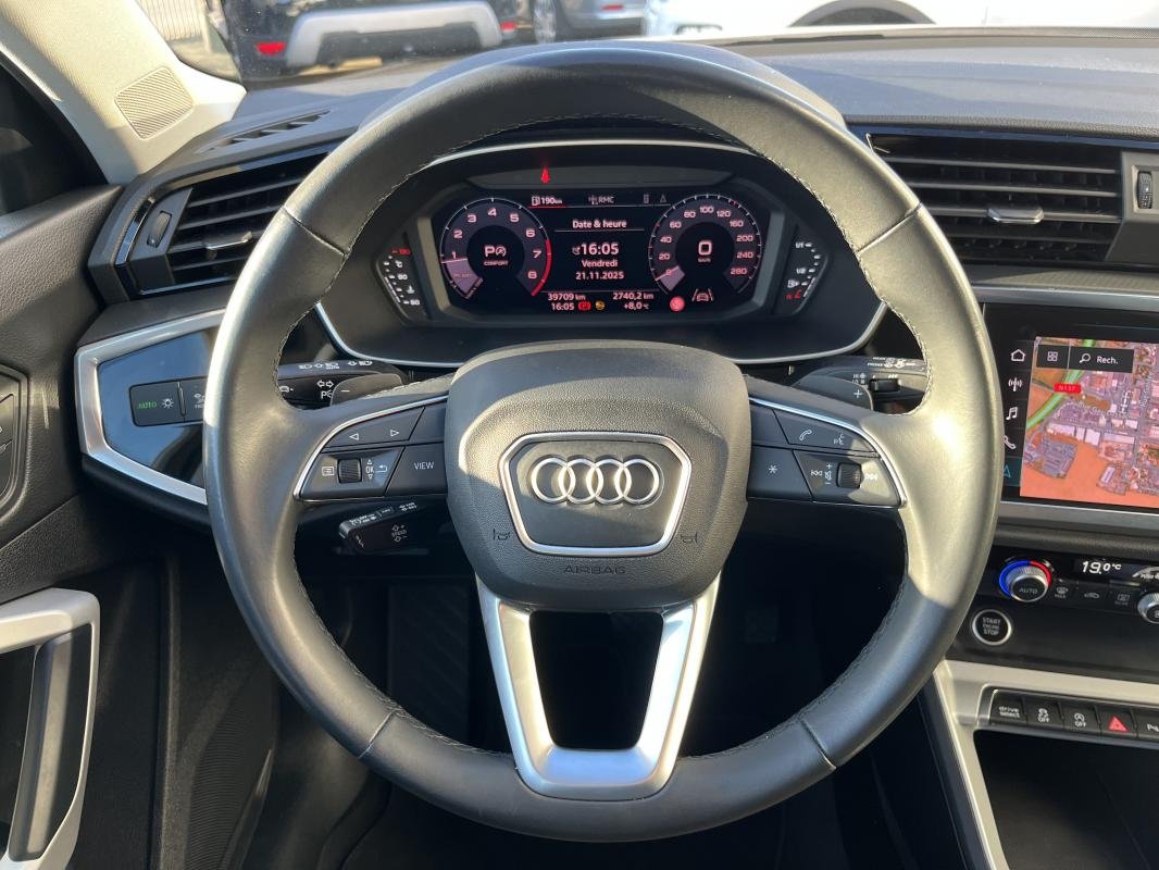 Audi Q3 - Photo 17