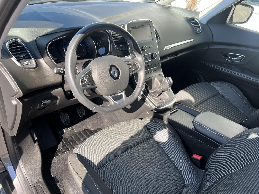 Renault Scénic - Photo 14