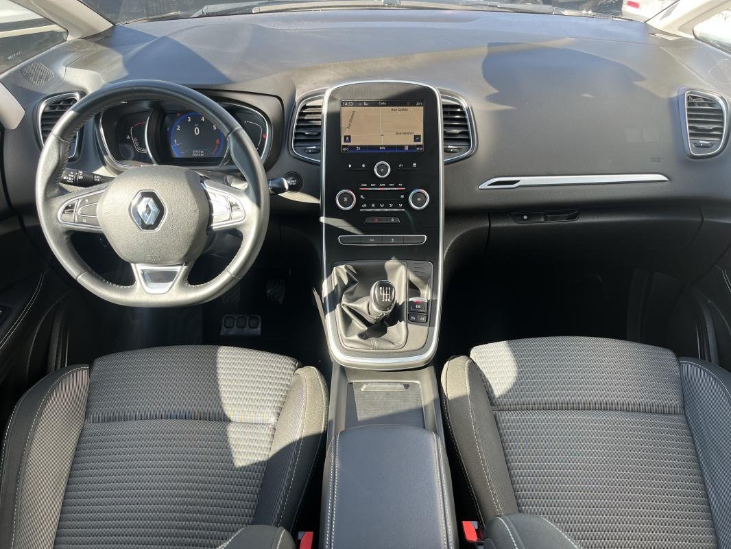 Renault Scénic - Photo 15