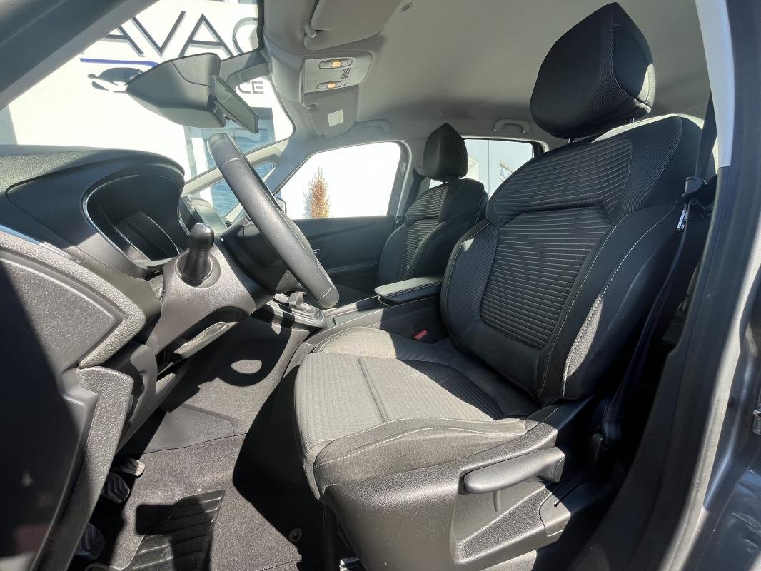 Renault Scénic - Photo 9
