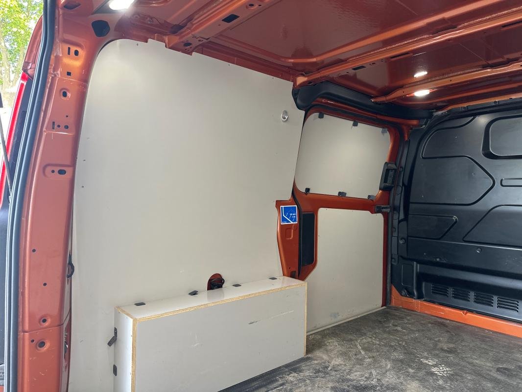 Ford Transit Custom - Photo 9