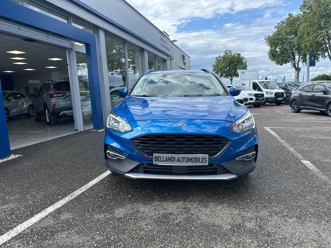 Ford Focus - Photo 2