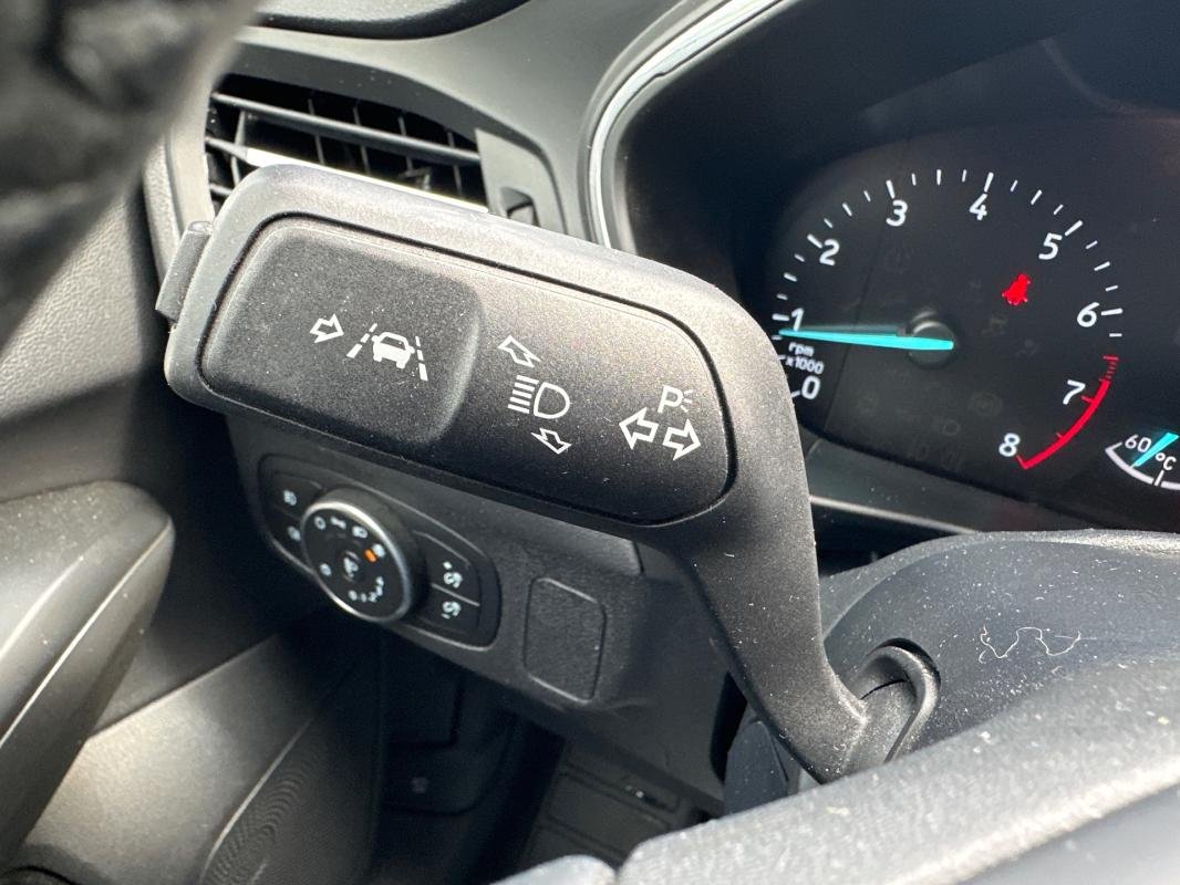 Ford Focus - Photo 24