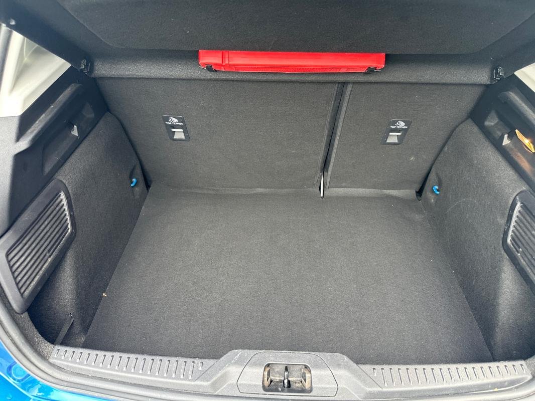 Ford Focus - Photo 7