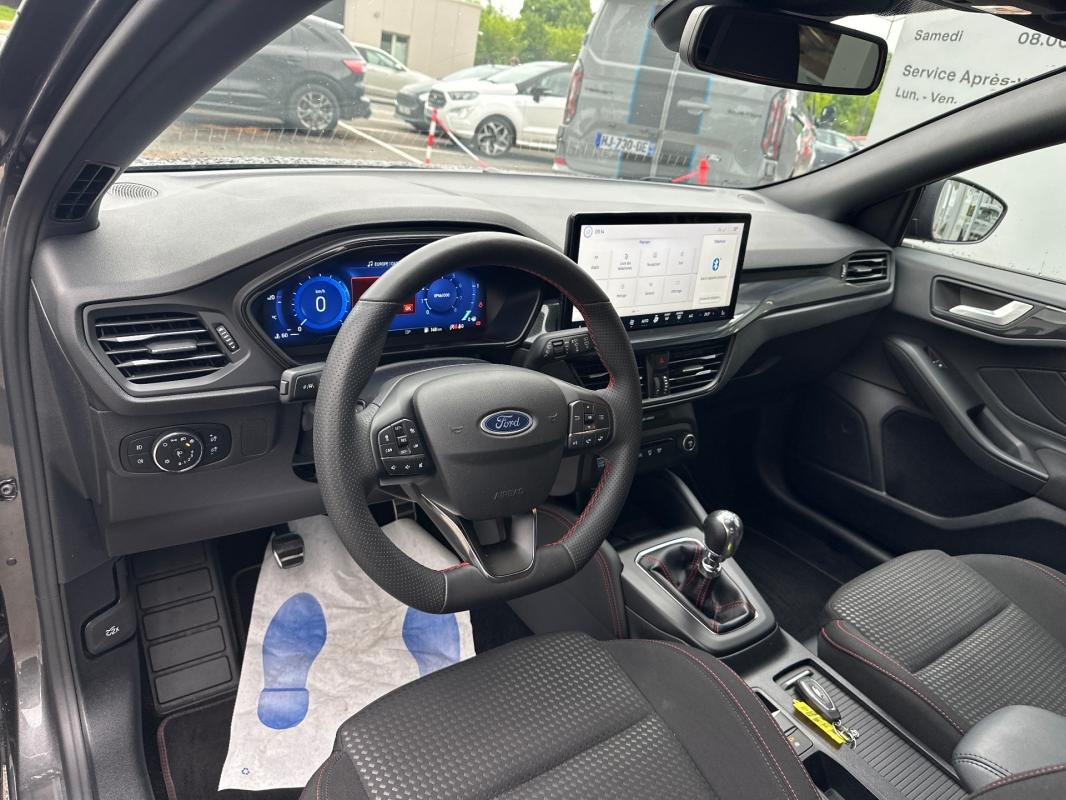 Ford Focus - Photo 18