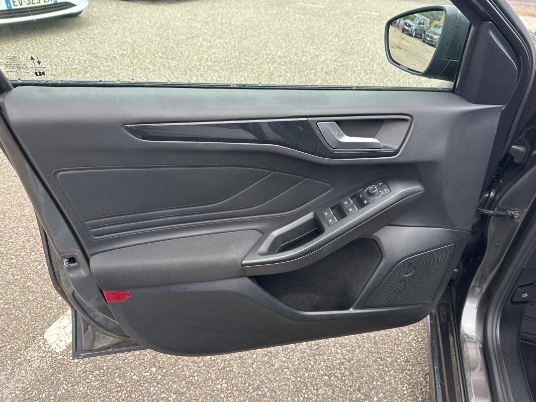Ford Focus - Photo 19