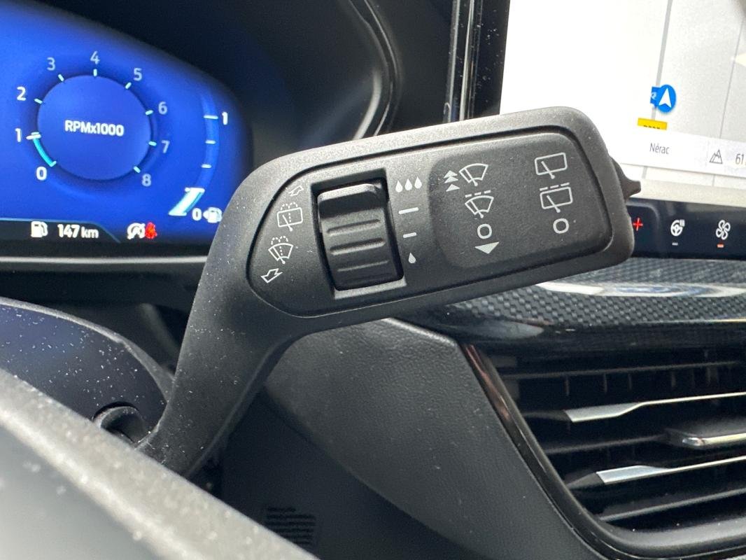 Ford Focus - Photo 24