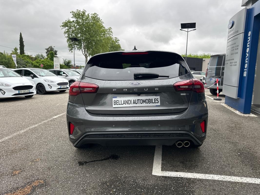 Ford Focus - Photo 6