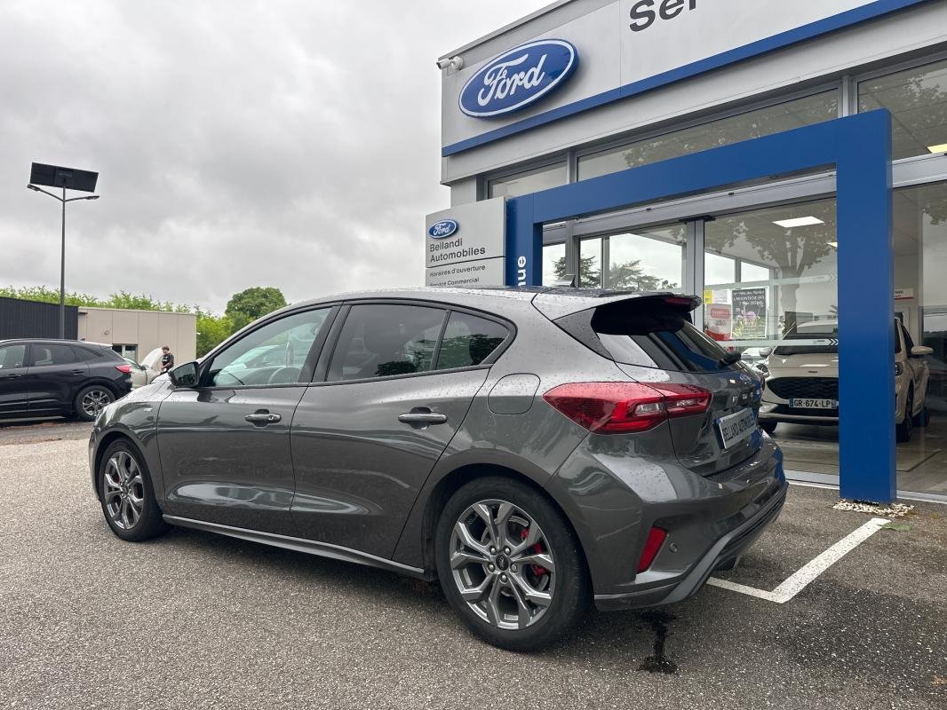 Ford Focus - Photo 7
