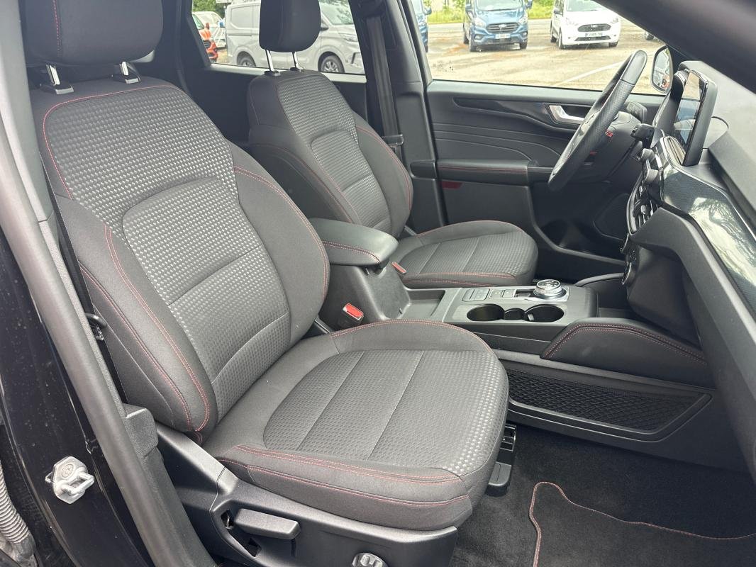 Ford Kuga - Photo 12
