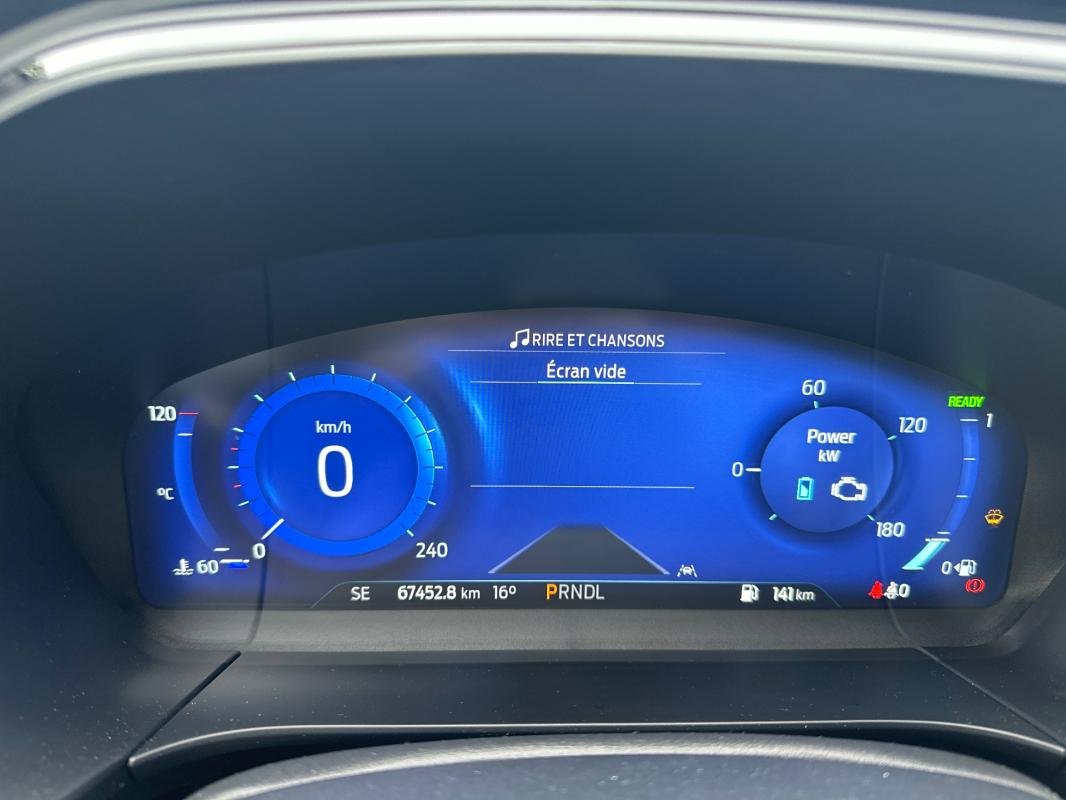 Ford Kuga - Photo 26