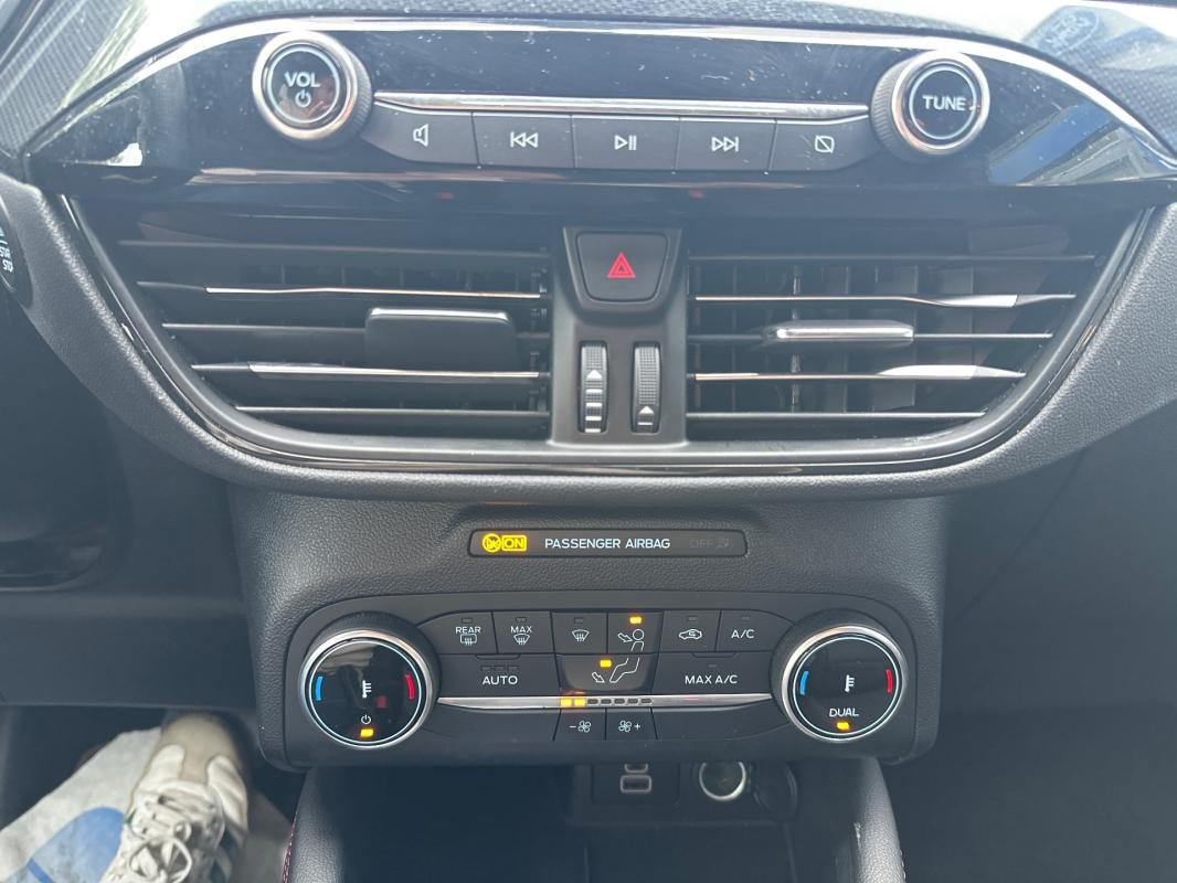 Ford Kuga - Photo 30