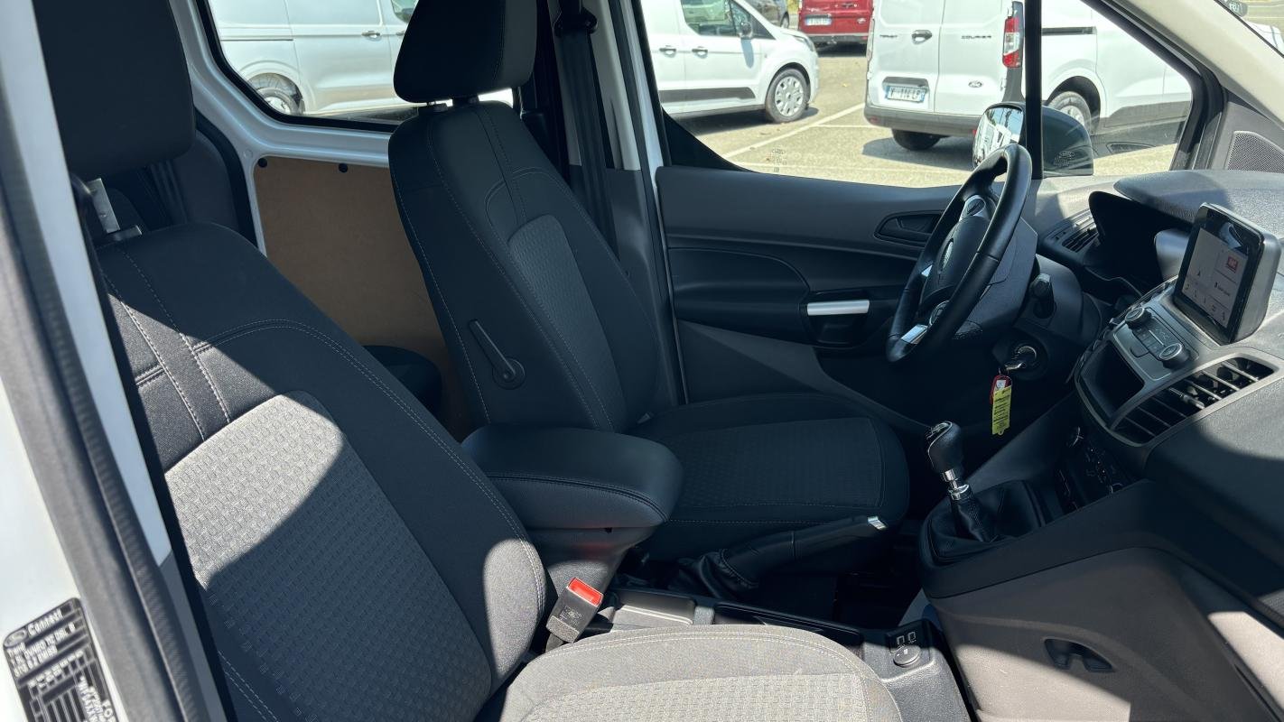 Ford Transit Connect - Photo 12