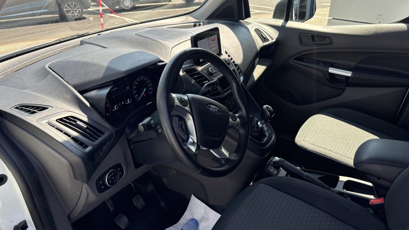 Ford Transit Connect - Photo 13