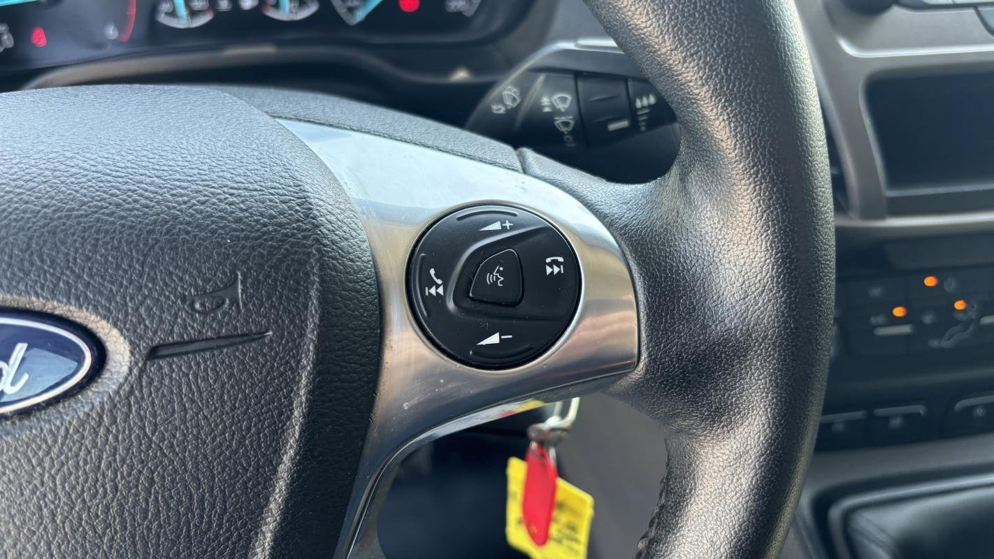 Ford Transit Connect - Photo 16