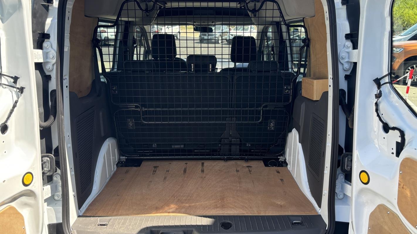 Ford Transit Connect - Photo 8