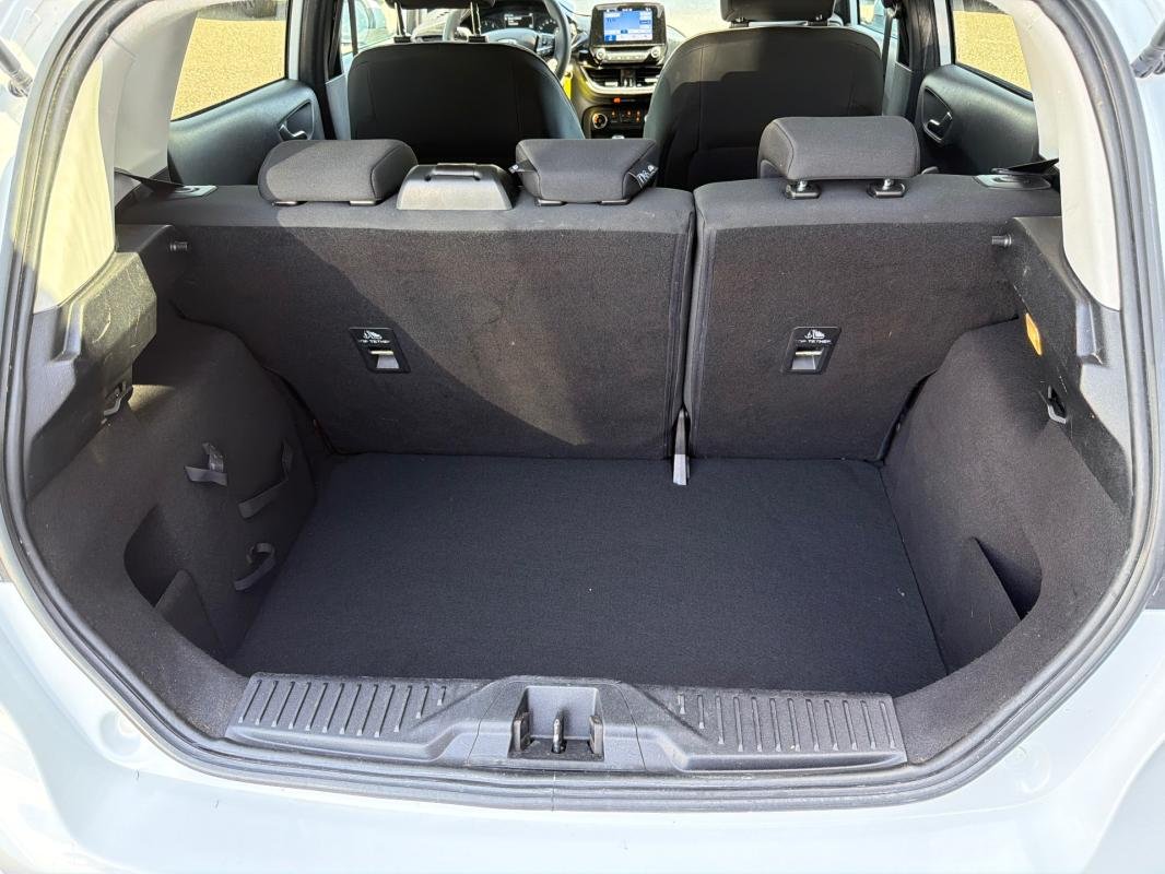 Ford Fiesta - Photo 6