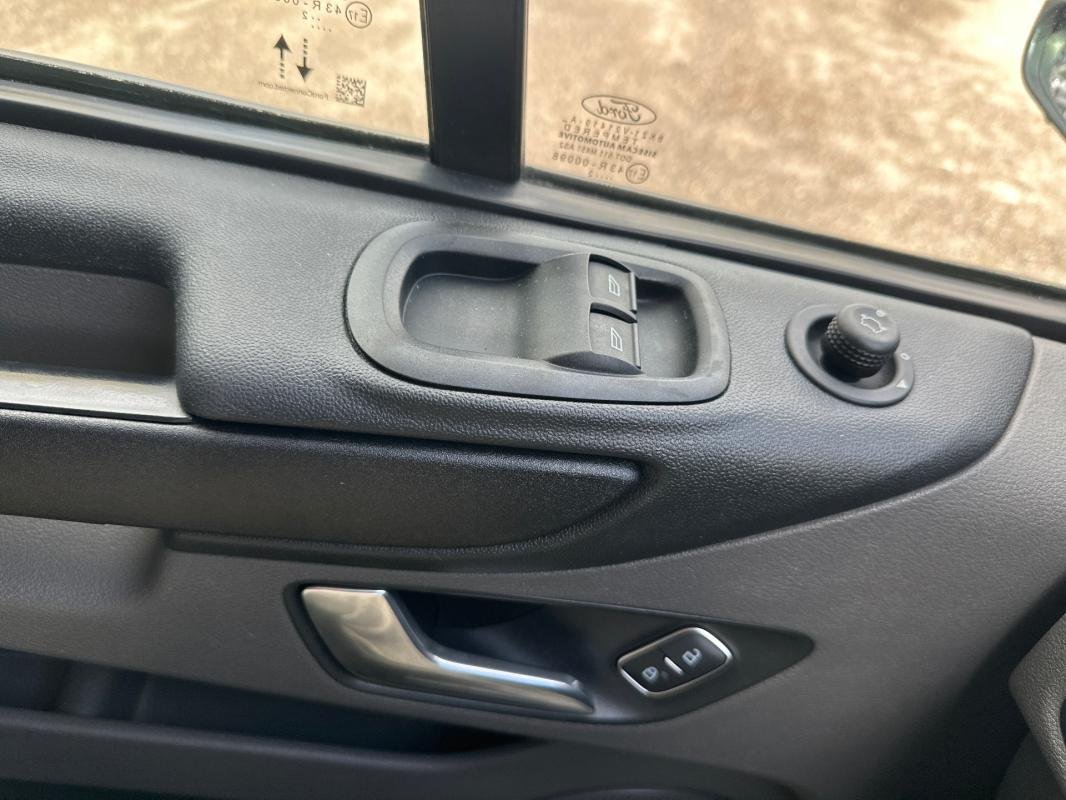Ford Transit Custom - Photo 30