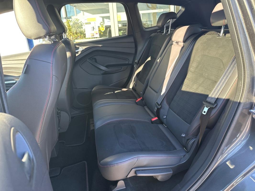 Ford Kuga - Photo 16