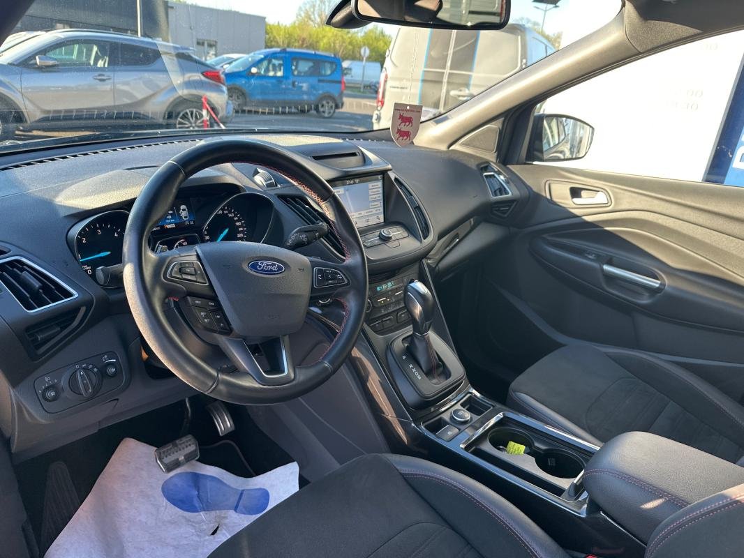 Ford Kuga - Photo 19