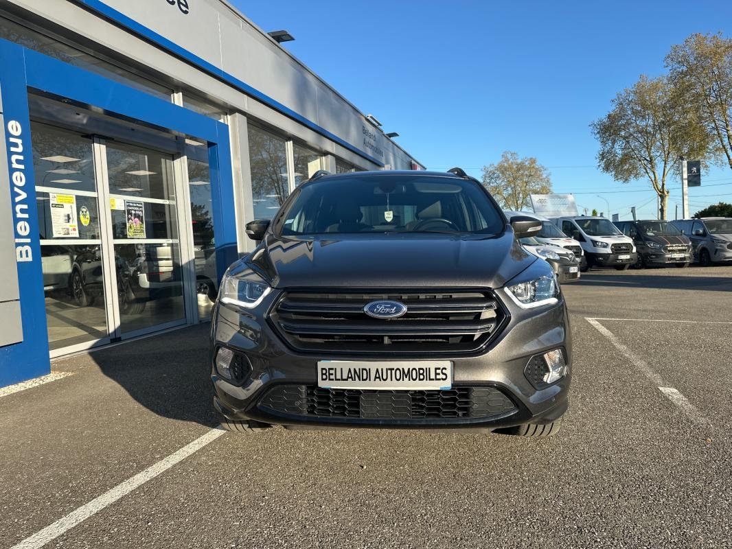 Ford Kuga - Photo 2