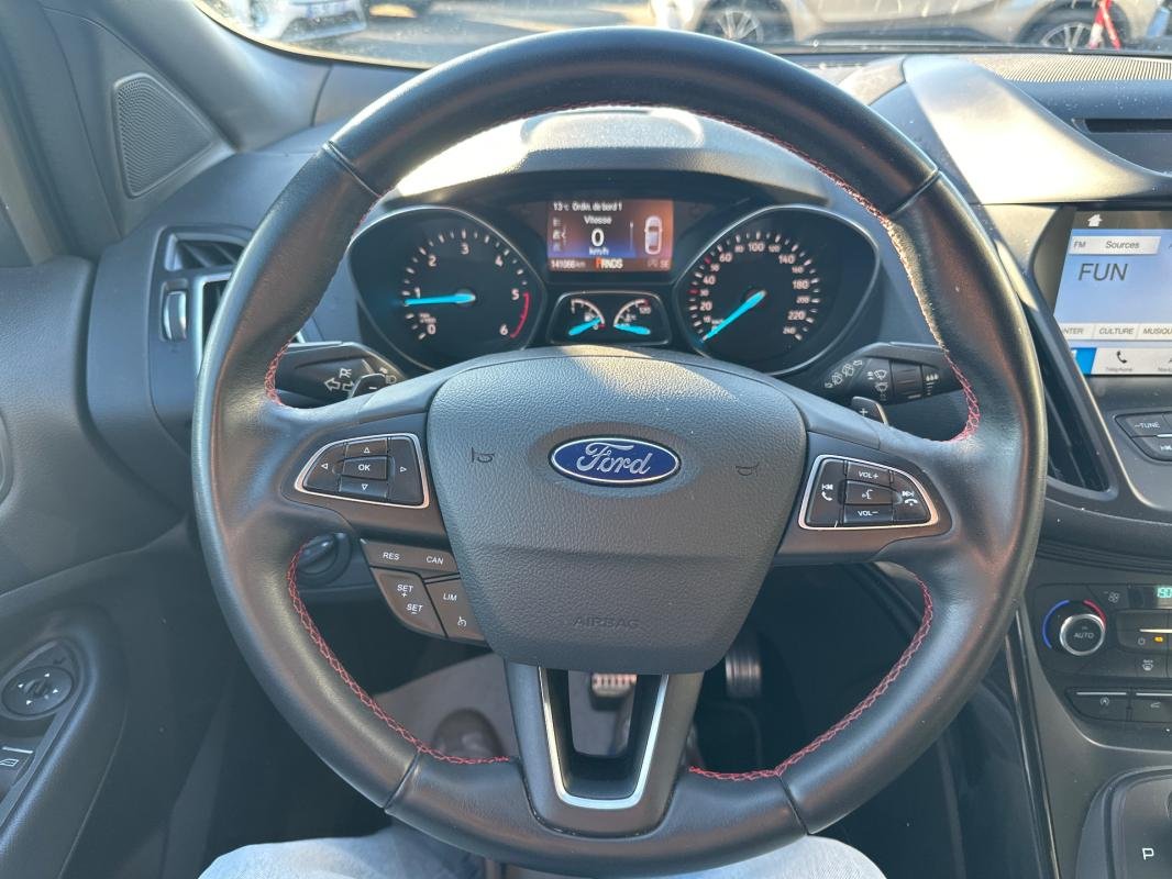 Ford Kuga - Photo 22