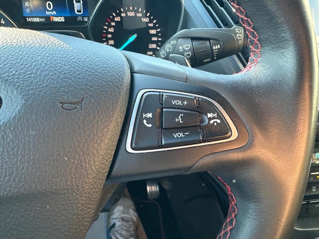Ford Kuga - Photo 23