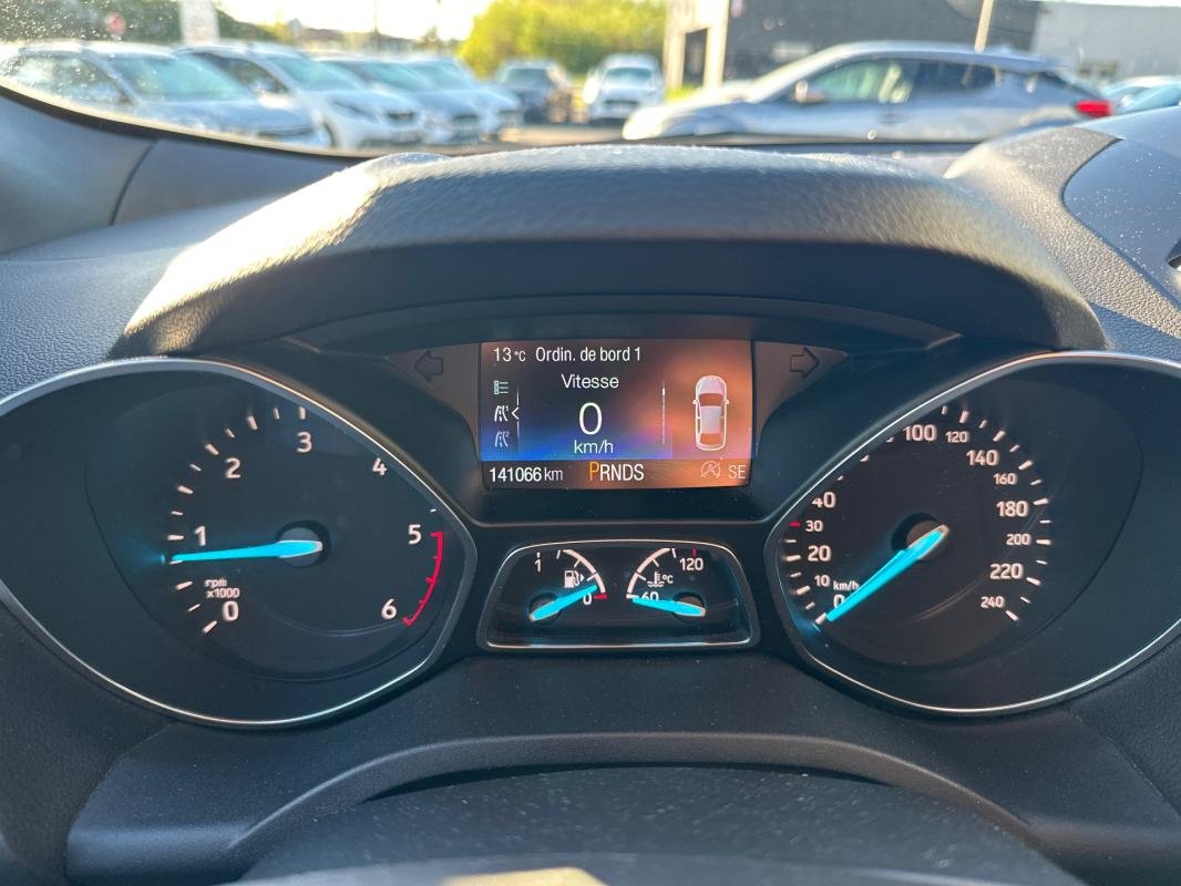 Ford Kuga - Photo 27