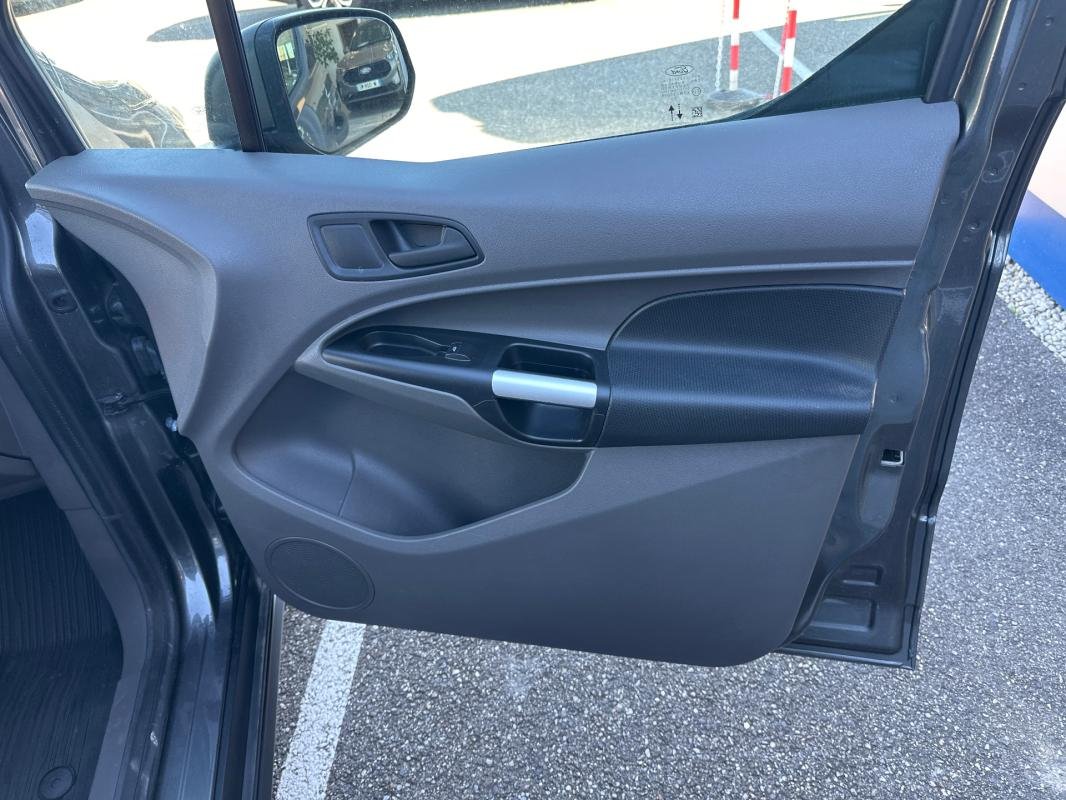 Ford Transit Connect - Photo 13