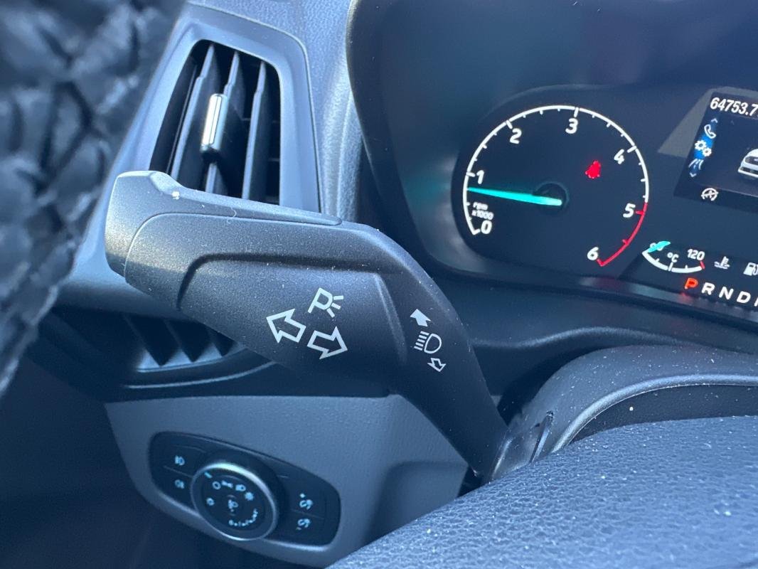 Ford Transit Connect - Photo 22
